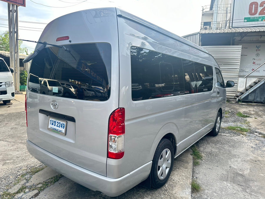 Toyota Commuter 3.0 MT 2019   1นช 2249