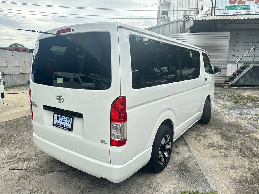 Toyota Hiace GL 3.0 MT 2018 ราคา 619,000  1 นช 2567