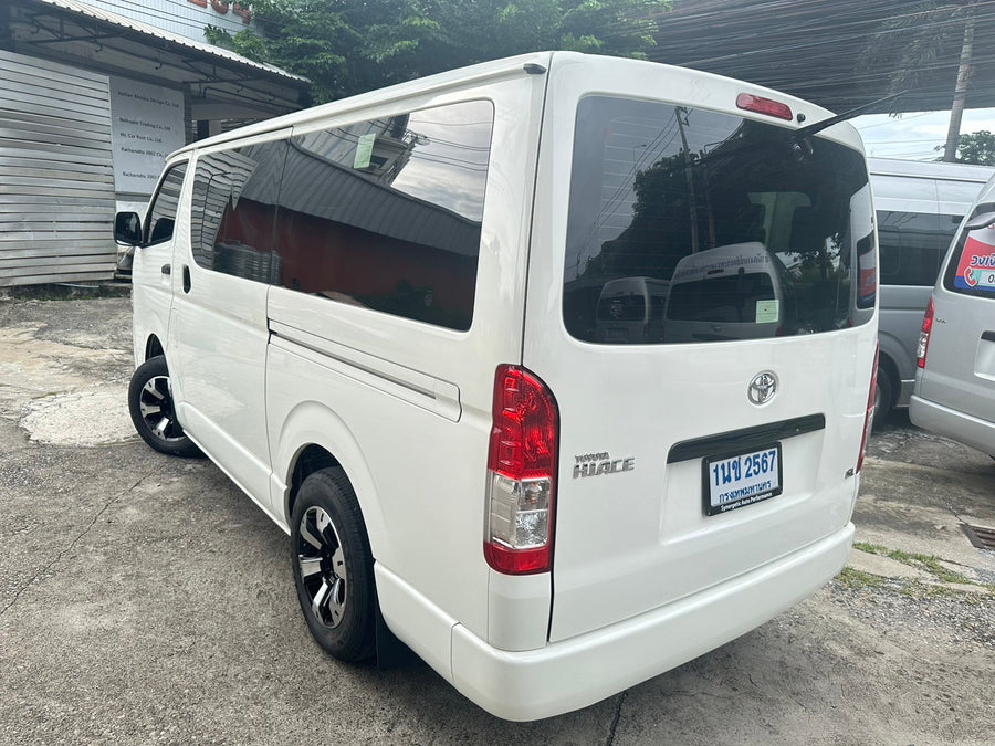 Toyota Hiace GL 3.0 MT 2018 ราคา 619,000  1 นช 2567