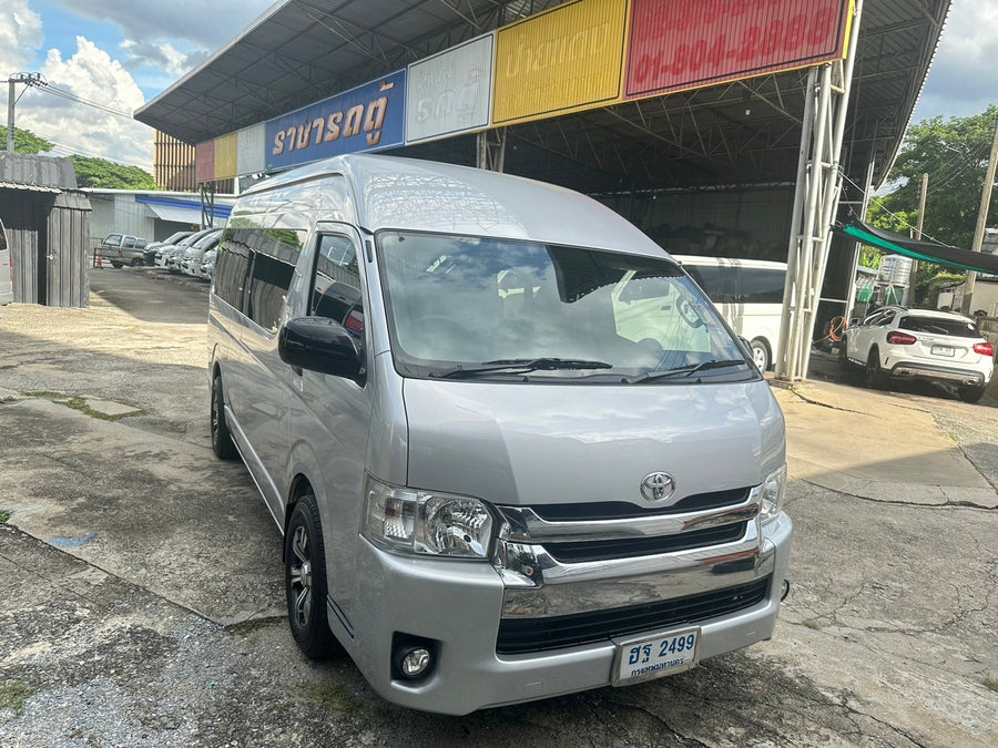 Toyota Commuter 3.0 Auto 2019 ราคา 859,000  ฮฐ 2499