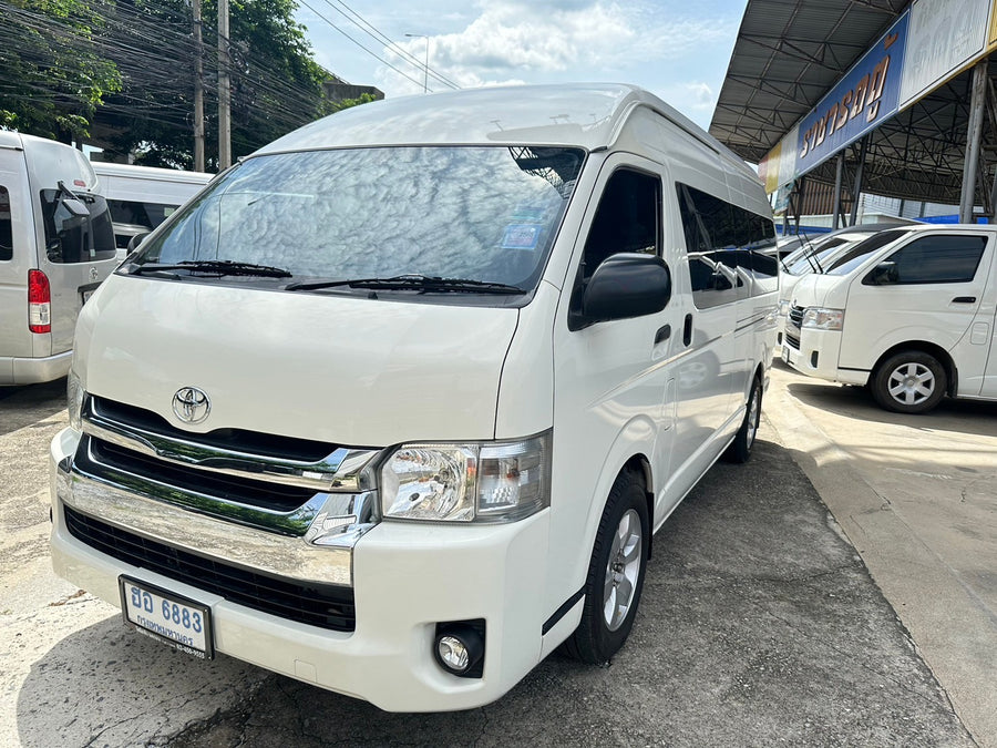 Toyota Commuter 3.0 AUTO 2019 ฮอ6883