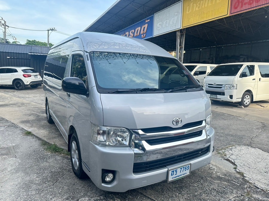 Toyoya Commuter 3.0 MT 2019  ฮฐ 7769